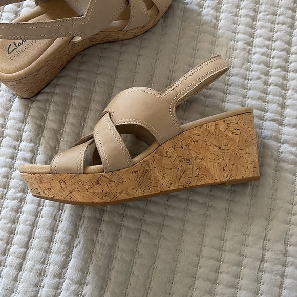 Clarks - Picture 2 of 4